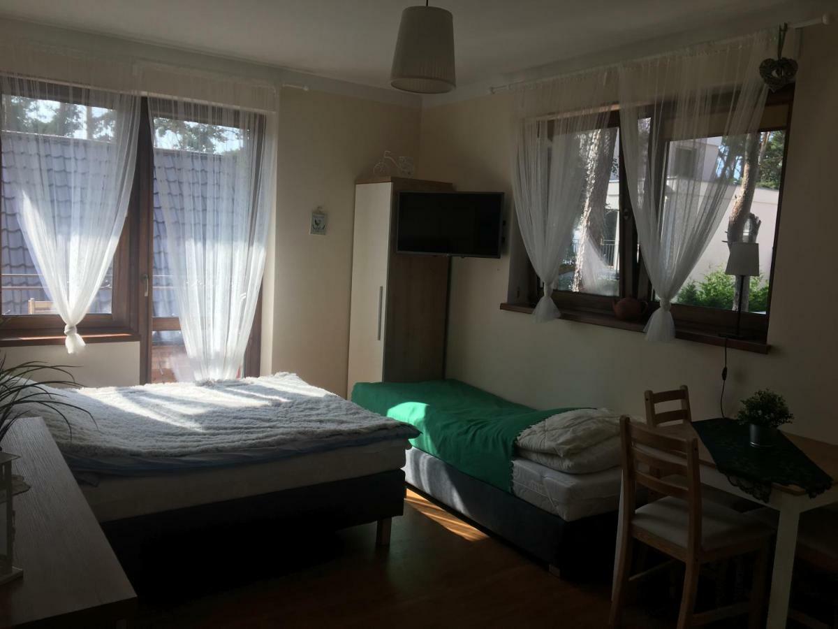 Sosnowa Mila - Domy I Apartamenty Pobierowo Exterior foto