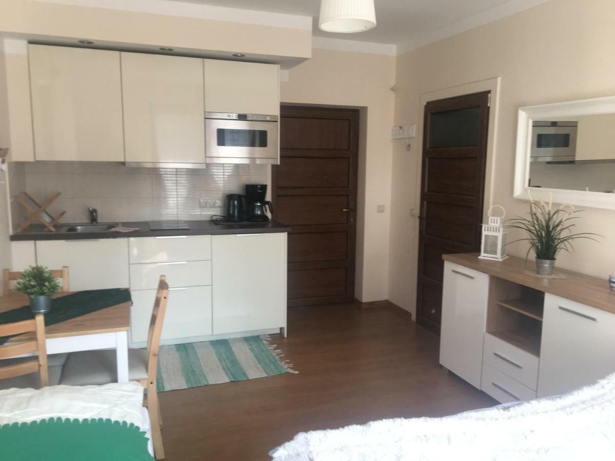 Sosnowa Mila - Domy I Apartamenty Pobierowo Exterior foto